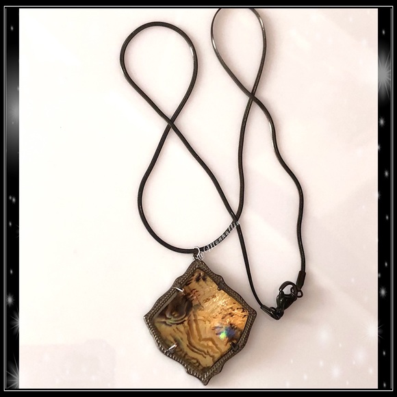 New black gothic mother of pearl abalone snake chain necklace - Picture 3 of 5